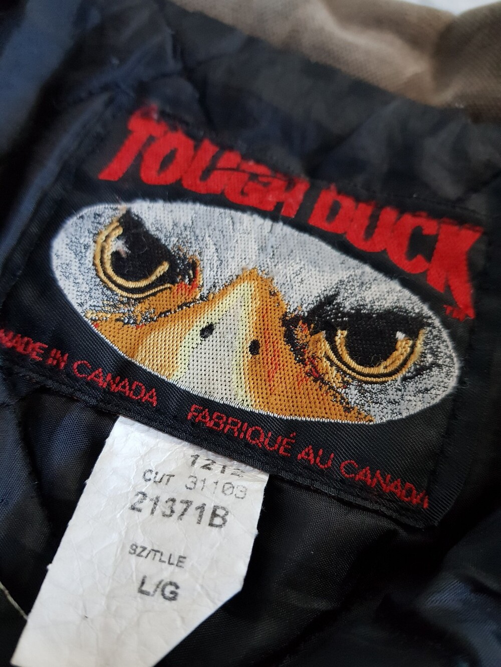 Vintage Upcycled Sockeye Salmon & Grizzly Bear Tough Duck Work Jacket Carhartt - Picture 12 of 16